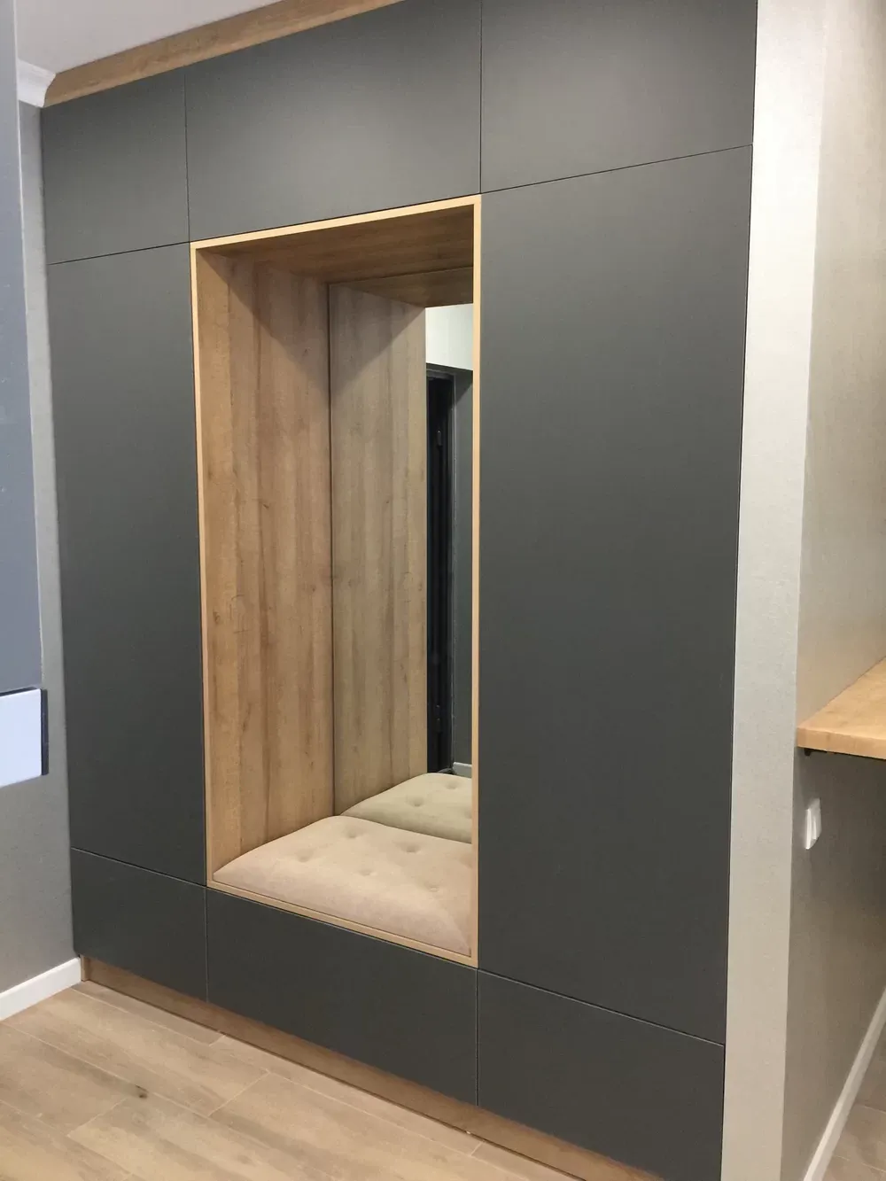 Entrance hall furniture made to order in Batumi — project 5